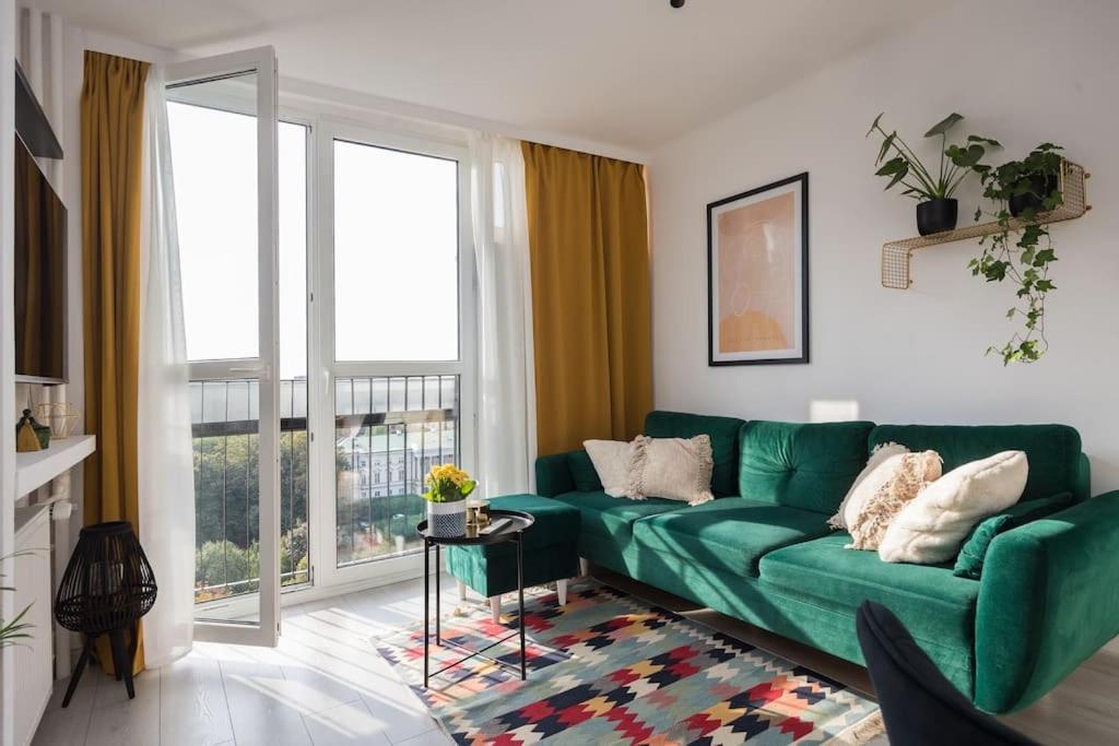 Specious City Center Studio With Park View Varsavia Esterno foto